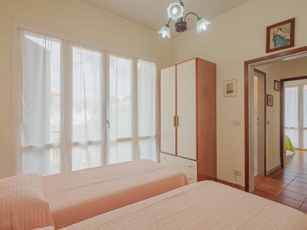 Holiday Home Antonia By Interhome Марина ди Пиетрасанта Екстериор снимка