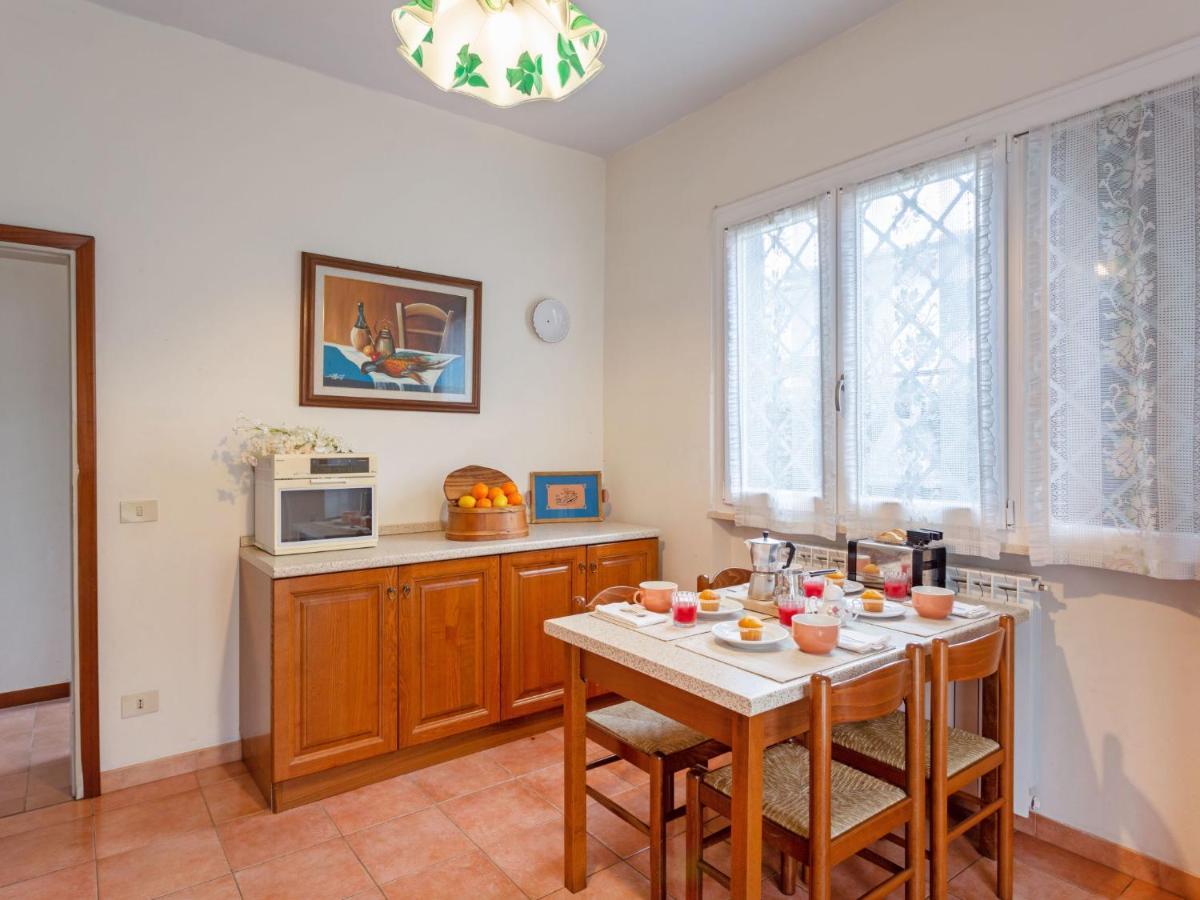 Holiday Home Antonia By Interhome Марина ди Пиетрасанта Екстериор снимка
